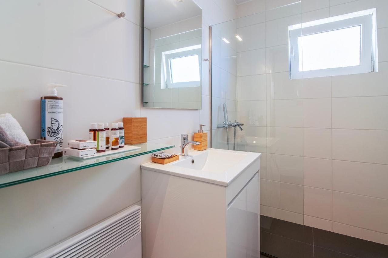 Sun & Sea Suite, Kavouri 雅典 外观 照片